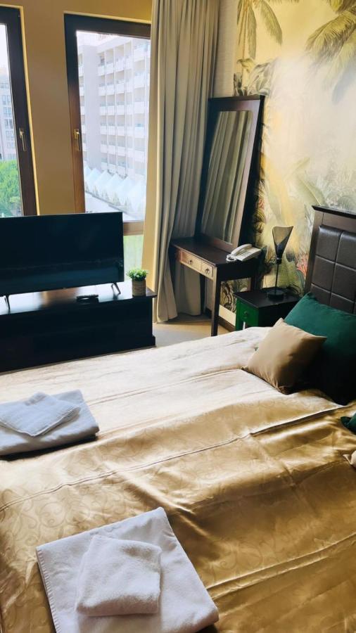 Private Apartament Vip In Royal Beach Солнечный берег Экстерьер фото
